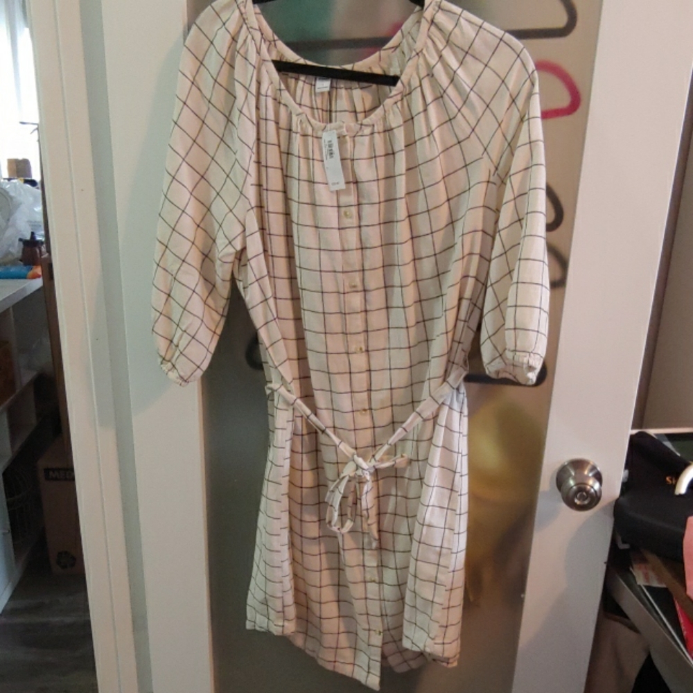 Old Navy window pane lightweight flannel dress